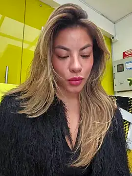 Karen San Miguel online show from 10-24-25, 07:46