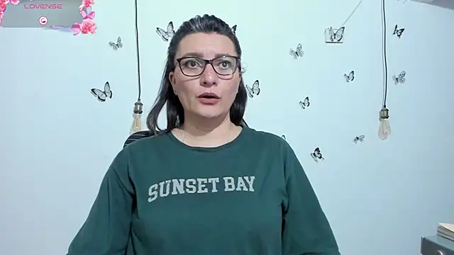 Amie Adams82  online show from 12-05-25, 06:28