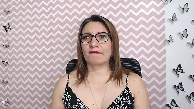 Snapshot of Amie_Adams82_ chatting on 01-23-25, 12:57 Amie Adams82 online show from 01-23-25, 12:57