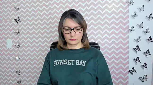 Snapshot of Amie_Adams82_ chatting on 03-10-25, 06:23 Amie Adams82 online show from 03-10-25, 06:23