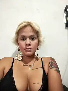 Snapshot of perolaar chatting on 12-05-24, 08:05 perolaar online show from 12-05-24, 08:05