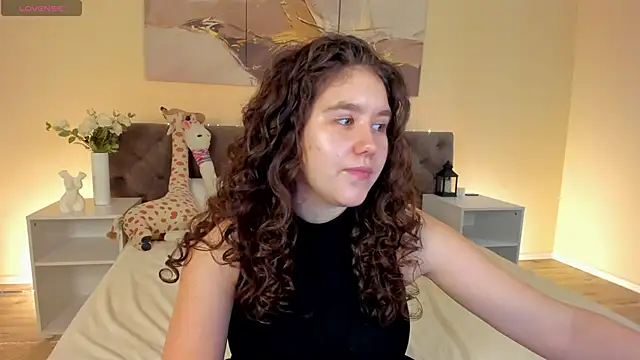 Ariella Sol online show from 05-29-26, 01:11