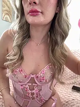 LoveShae  online show from 03-27-26, 05:03