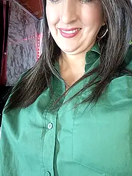 any mour online show from 10-10-25, 09:26