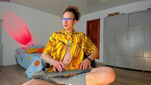 MrShaggy online show from 06-01-26, 05:40