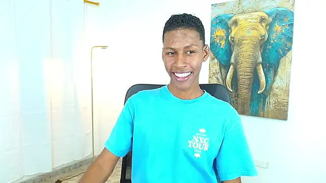 maiki18  online show from 09-18-25, 08:45
