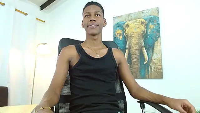 maiki18  online show from 10-31-25, 09:00