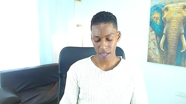 maiki18  online show from 02-07-26, 08:39