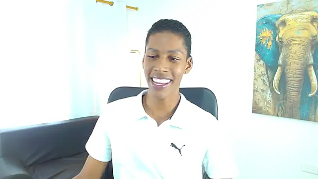 maiki18  online show from 02-05-26, 08:48