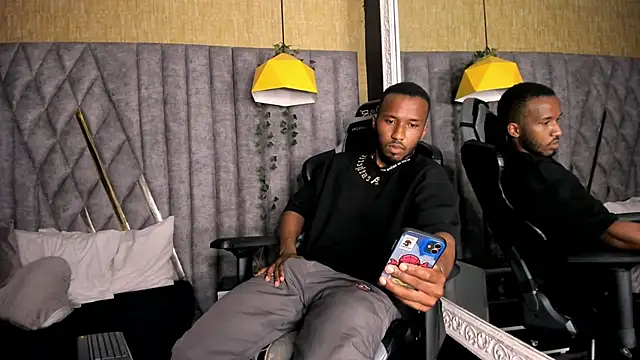 JamesParck online show from 03-09-26, 10:57