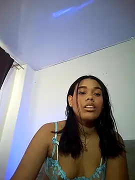 Snapshot of Dena_k_ chatting on 11-02-25, 01:05 Dena k  online show from 11-02-25, 01:05