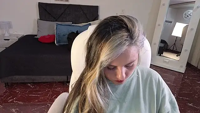 brandy sweet  online show from 01-17-26, 04:05