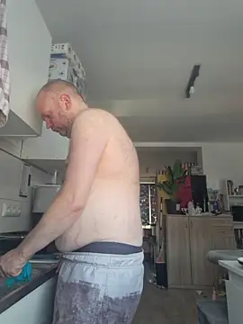 ShyBoy1982 online show from 05-26-26, 08:56