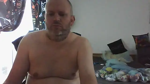ShyBoy1982 online show from 05-10-26, 01:14