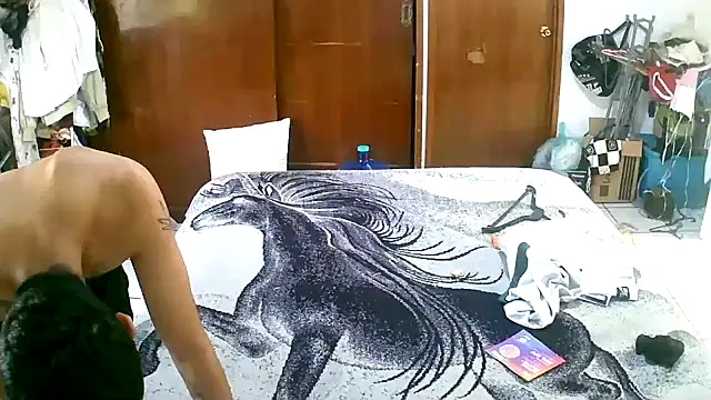 Snapshot of jperezofficial1 chatting on 10-09-25, 07:36 jperezofficial1 online show from 10-09-25, 07:36