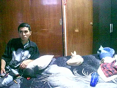 Snapshot of jperezofficial1 chatting on 09-11-25, 08:03 jperezofficial1 online show from 09-11-25, 08:03