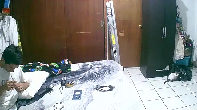 Snapshot of jperezofficial1 chatting on 09-29-25, 01:23 jperezofficial1 online show from 09-29-25, 01:23