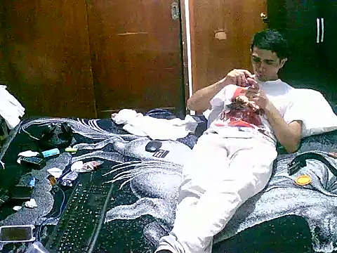 Snapshot of jperezofficial1 chatting on 09-14-25, 08:26 jperezofficial1 online show from 09-14-25, 08:26