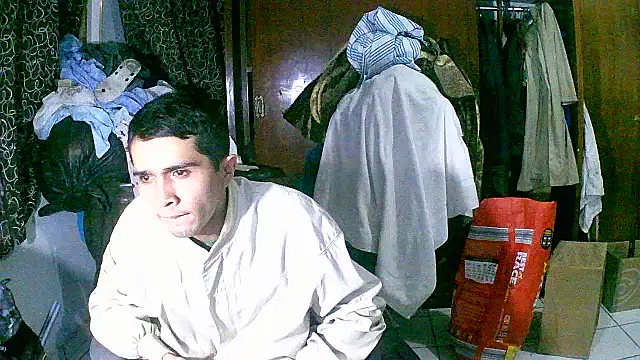 Snapshot of jperezofficial1 chatting on 10-30-25, 03:16 jperezofficial1 online show from 10-30-25, 03:16