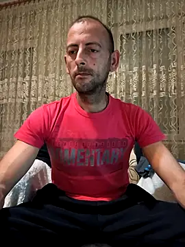 Snapshot of Cirkon1984 chatting on 02-12-25, 04:11 Cirkon1984 online show from 02-12-25, 04:11