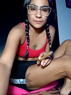 Leslly  online show from 04-05-26, 12:17