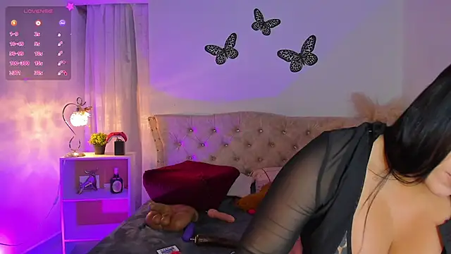 Snapshot of Sarahballiston_ chatting on 11-07-25, 01:10 Sarahballiston online show from 11-07-25, 01:10