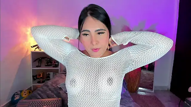 Snapshot of Sarahballiston_ chatting on 01-18-25, 11:22 Sarahballiston online show from 01-18-25, 11:22