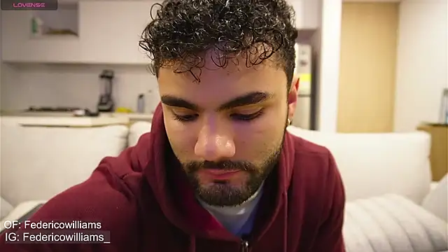 Derek w online show from 02-06-25, 06:08