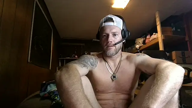 Snapshot of Freakslut007 chatting on 08-04-26, 07:35 Freakslut007 online show from 08-04-26, 07:35