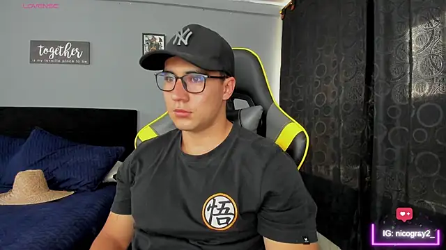 owengray2n online show from 03-10-25, 07:40