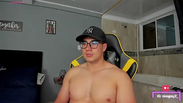 owengray2n online show from 03-08-25, 04:56