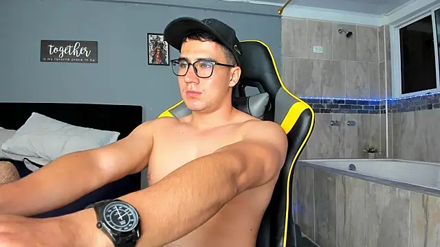 owengray2n online show from 01-08-25, 01:32