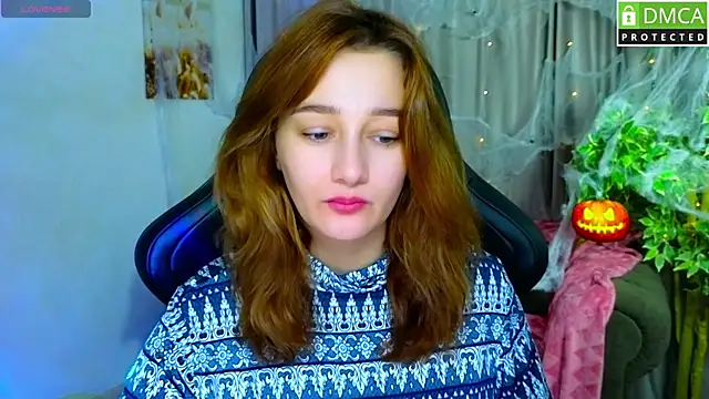 Sinty Noria online show from 10-30-25, 01:04