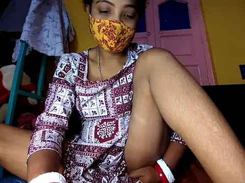 Snapshot of cutesoma2 chatting on 03-22-25, 10:06 cutesoma2 online show from 03-22-25, 10:06