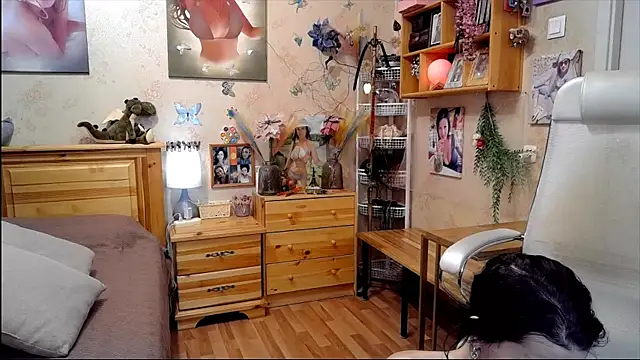 Kendra Mom online show from 02-11-26, 09:31