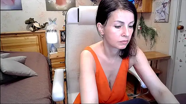 Kendra Mom online show from 05-18-26, 10:09