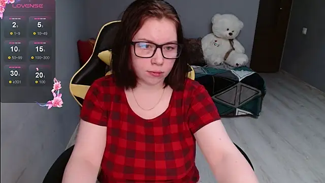 Snapshot of Emily_Amorre chatting on 11-10-25, 07:19 Emily Amorre online show from 11-10-25, 07:19