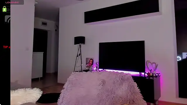 Snapshot of K_chic chatting on 01-04-25, 05:48 K chic online show from 01-04-25, 05:48