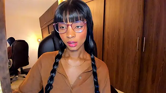 alikahouston4 online show from 10-24-25, 05:06