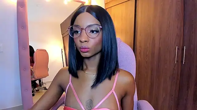 alikahouston4 online show from 02-25-26, 01:39