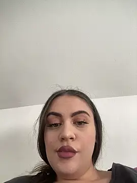 Snapshot of ayshalove chatting on 03-18-25, 11:22 ayshalove online show from 03-18-25, 11:22