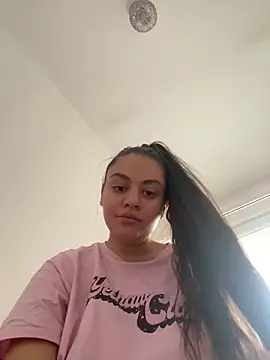 Snapshot of ayshalove chatting on 01-18-25, 08:10 ayshalove online show from 01-18-25, 08:10