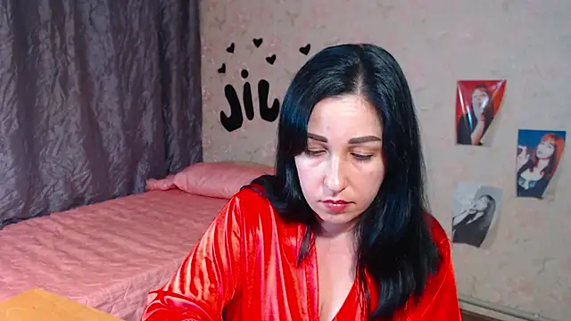 Snapshot of JillStevens chatting on 12-03-25, 03:44 JillStevens online show from 12-03-25, 03:44