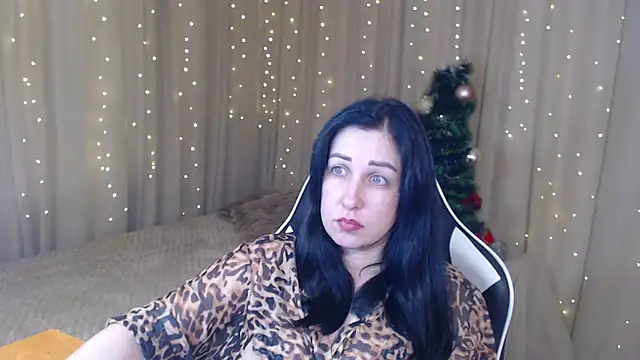 Snapshot of JillStevens chatting on 01-14-26, 12:20 JillStevens online show from 01-14-26, 12:20