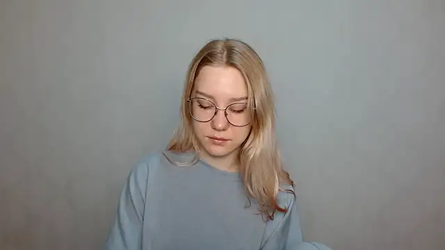 Snapshot of cindi_hot chatting on 01-31-25, 09:16 cindi hot online show from 01-31-25, 09:16