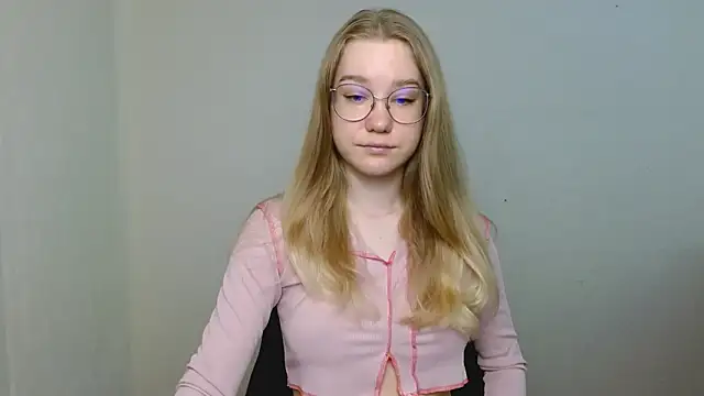 cindi hot online show from 03-28-26, 07:53