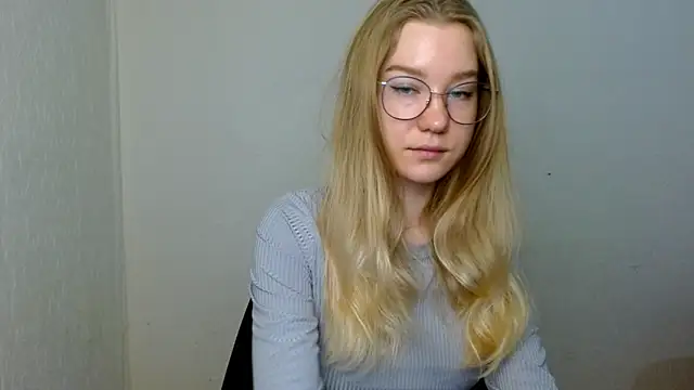 cindi hot online show from 11-29-25, 09:31