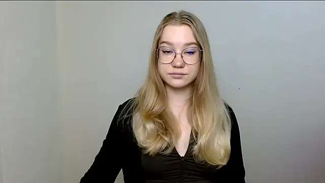 cindi hot online show from 04-30-26, 11:06