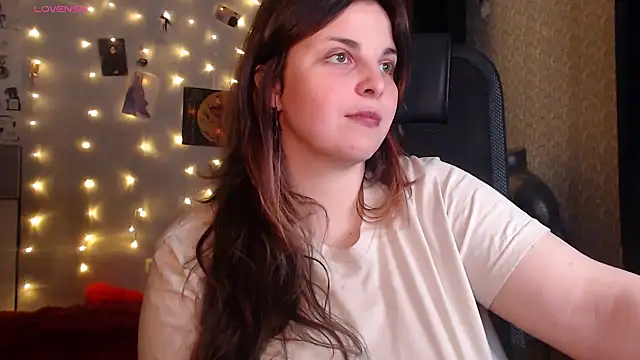 Snapshot of Saya_sweet chatting on 09-10-25, 06:29 Saya sweet online show from 09-10-25, 06:29