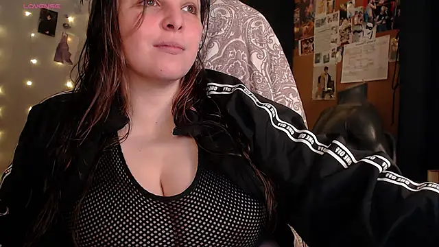 Snapshot of Saya_sweet chatting on 10-04-25, 04:58 Saya sweet online show from 10-04-25, 04:58